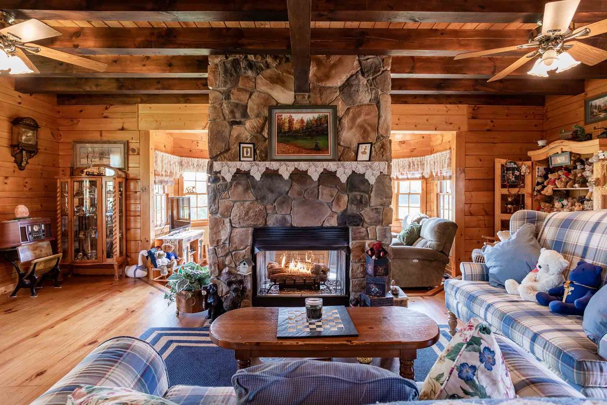 Interior real estate photography, Harrisonburg and Rockingham County VA